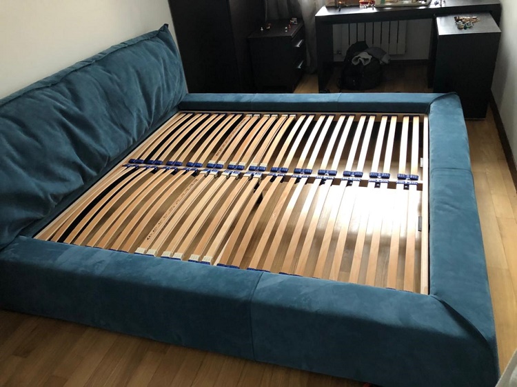 Собранная кровать